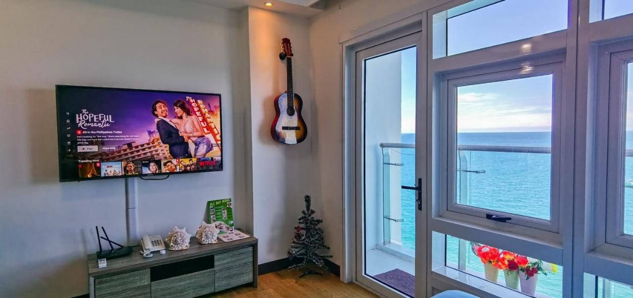 Oceanfront At Arterra, Fast Wifi, Nflix, Kitchen -C Villa Lapu-Lapu City Eksteriør billede