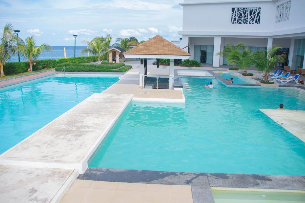 Oceanfront At Arterra, Fast Wifi, Nflix, Kitchen -C Villa Lapu-Lapu City Eksteriør billede
